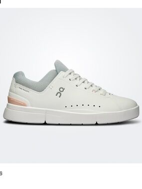 On CloudWomen's Roger Advantage 2 White Sneakers/ Light Pink Accents, size 9.5